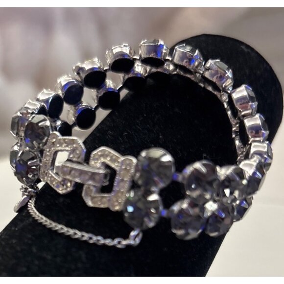 Vintage Weiss Rhinestone Bracelet With Double Row & Clasp Detail Marked sparkles - Picture 12 of 16